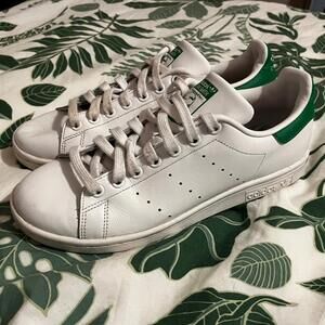Green Stan Smith Sneakers